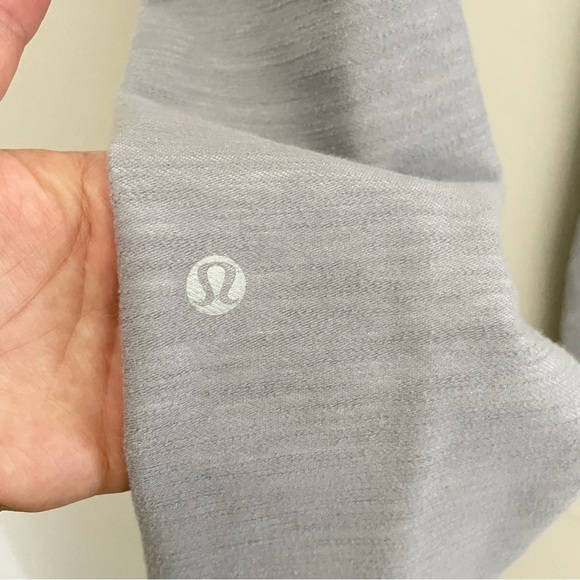 Lululemon Rare Yin To You Gray Skirt Crop Leggings Sz 6 - Picture 6 of 8